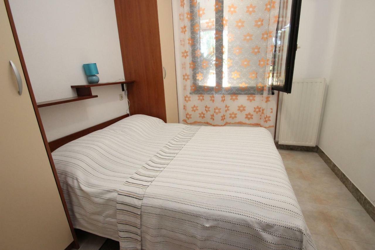 Apartment Sasa Bozac Porec Exterior photo